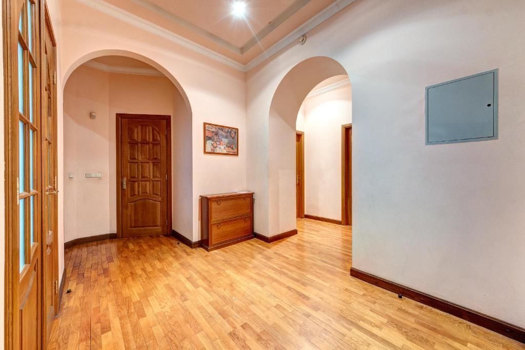 Апартаменты Three rooms apartments near Kiev Planetarium! Киев-46