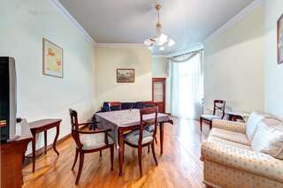 Апартаменты Three rooms apartments near Kiev Planetarium! Киев Апартаменты с 2 спальнями-13