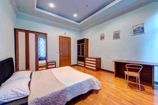 Апартаменты Three rooms apartments near Kiev Planetarium! Киев Апартаменты с 2 спальнями-23