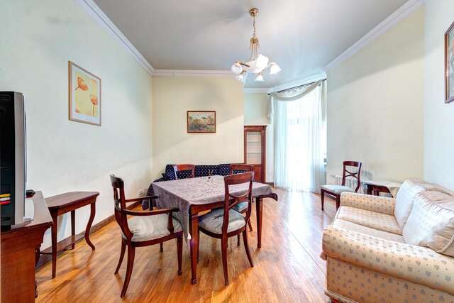 Апартаменты Three rooms apartments near Kiev Planetarium! Киев-15